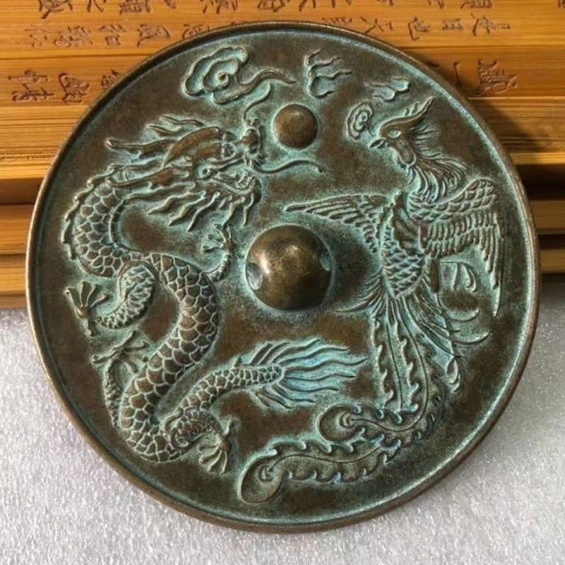 Miroir de bronze « Révèle-démons »